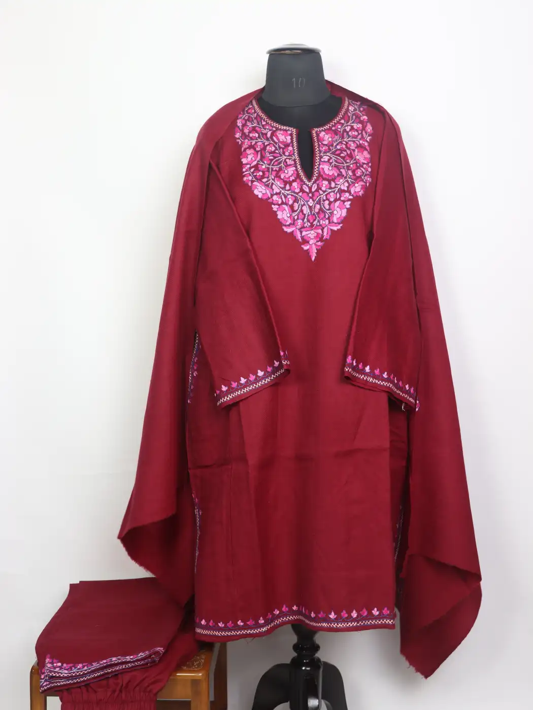 Qashf Kashmiri Maroon 3pc Hand Sozni Paper Machie Style Pheran Set in Raffal Wool
