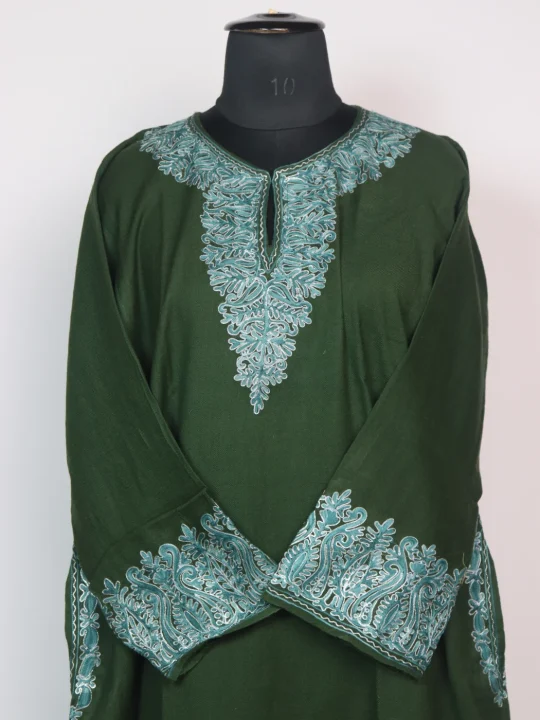 Qashf Kashmiri Pheran In Raffal Wool With Aari And Zari Embroidery | Dark Green - Image 2