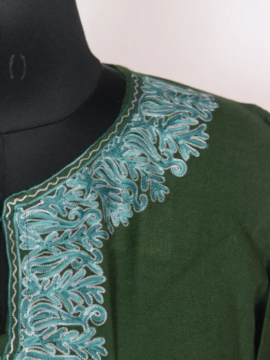 Qashf Kashmiri Pheran In Raffal Wool With Aari And Zari Embroidery | Dark Green - Image 3
