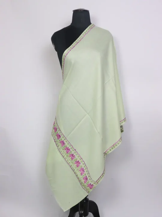 Raziya Kashmiri White Hand Sozni Stole