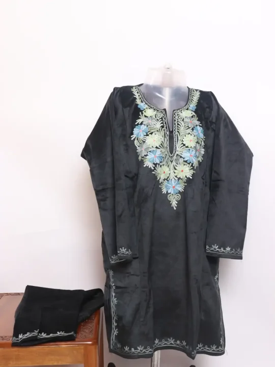 Rida Kashmiri Girls 2 Pc Pheran Set In Holland Velvet With Aari Work Black (6 to 7Y)