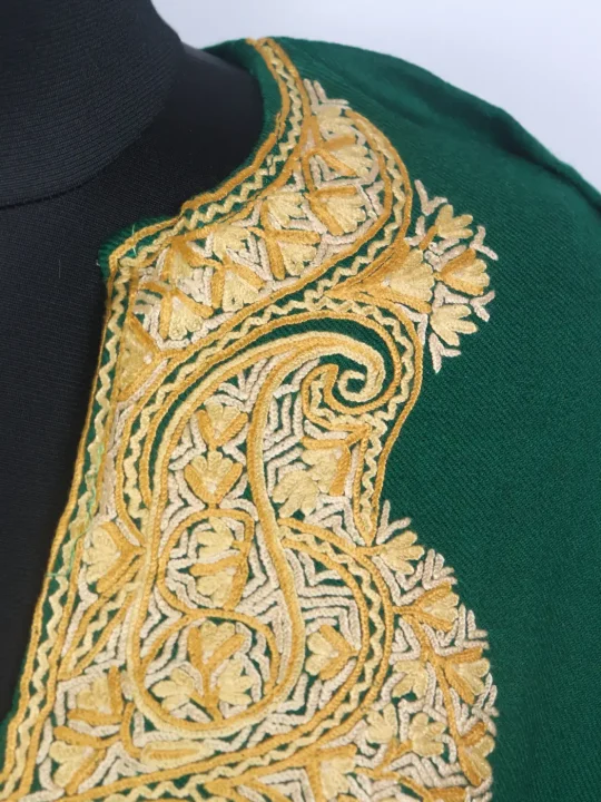 Ruhani Kashmiri Raffal Wool Hand Aari Embroidery Dark Green Pheran - Image 3