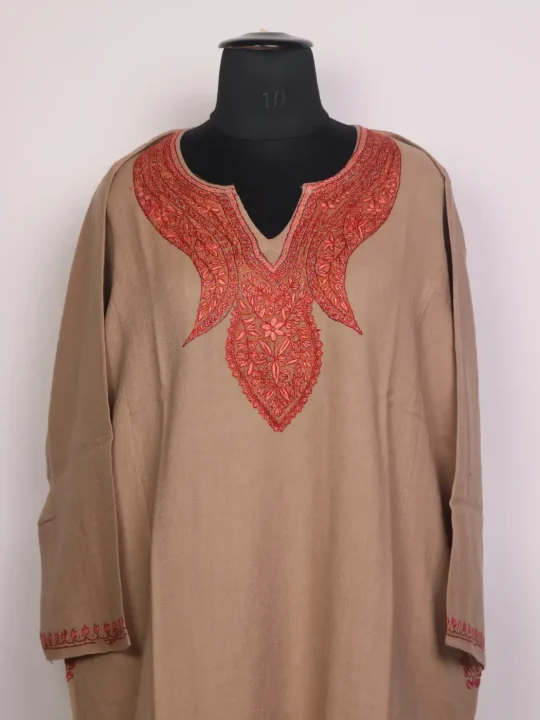 Sahar Kashmiri Raffal Wool Hand Sozni Embroidery Pheran Beige - Image 2