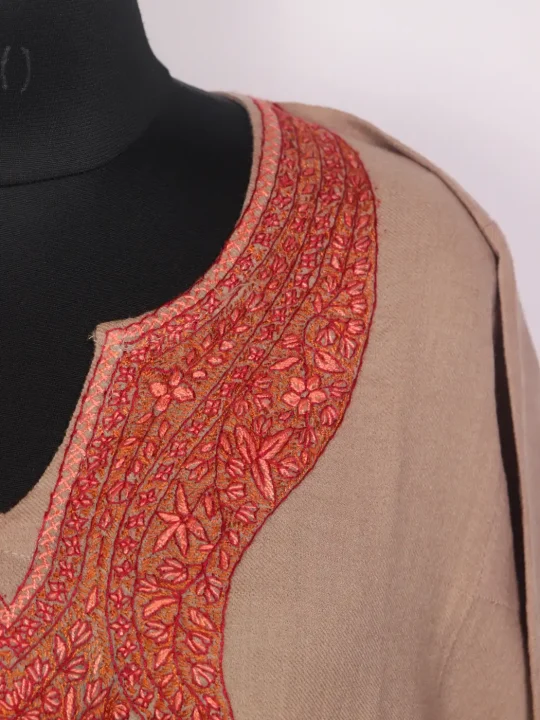 Sahar Kashmiri Raffal Wool Hand Sozni Embroidery Pheran Beige - Image 3