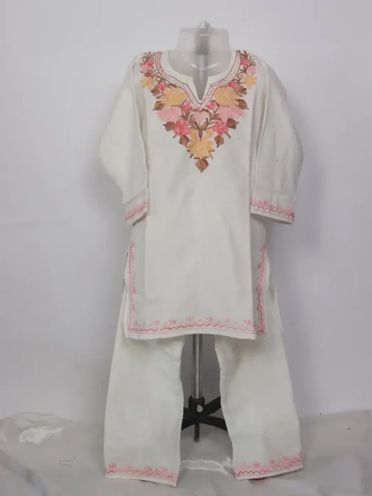 Saira White Kashmiri Girls 2pc Pheran Set With Aari Work In Cashmilon Wool (4to 5Y)