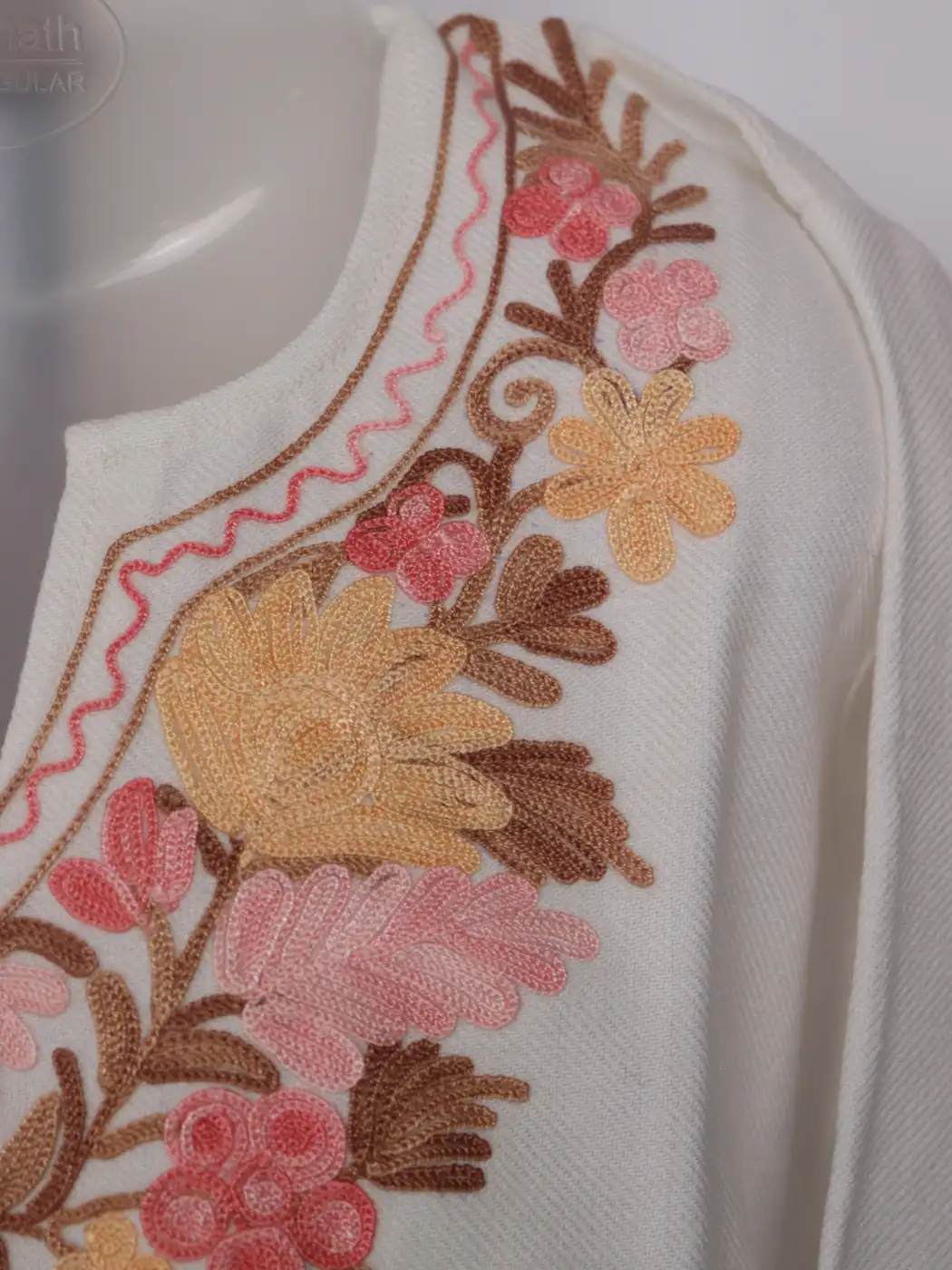 Saira White Kashmiri Girls 2pc Pheran Set With Aari Work In Cashmilon Wool (4to 5Y) - Image 3