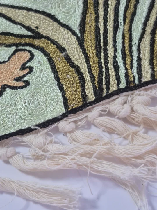 Handmade Kashmiri Wall Hanging In Silk Thread Chain Stitch 3×2 Feet - Image 3