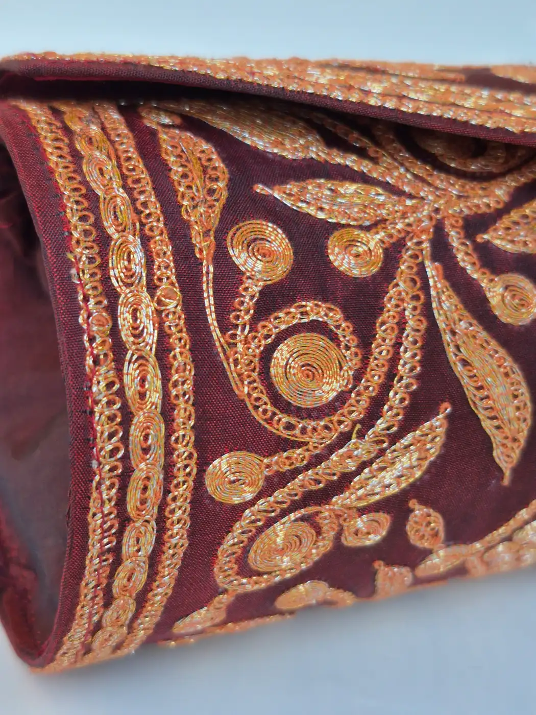 Zayana Maroon Kashmiri Tilla Clutch Bag - Image 2
