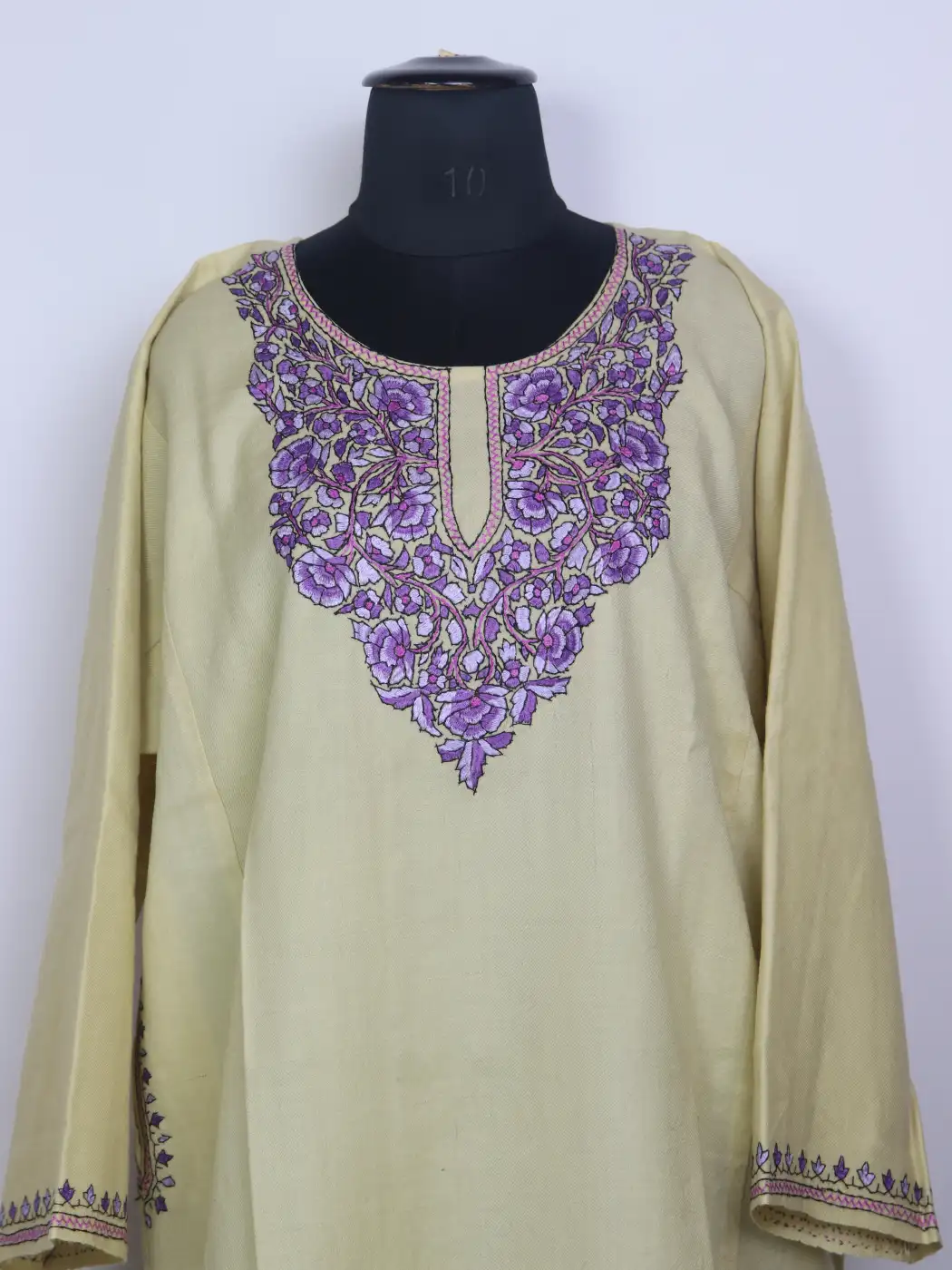 Zulaikha Cream White Kashmiri 3pc Hand Sozni Paper Machie Style Pheran Set in Raffal Wool - Image 2