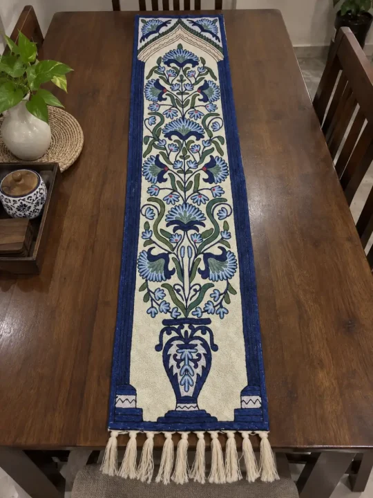 Gulmarg Kashmiri Handmade Silk Thread Chain Stitch Embroidery Runner 4*1ft
