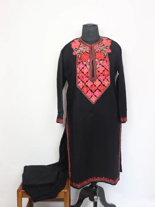 Zooni Kashmiri Black Cashmilon Kurta Set for Women with Aari Embroidery