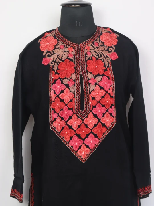 Zooni Kashmiri Black Cashmilon Kurta Set for Women with Aari Embroidery - Image 2
