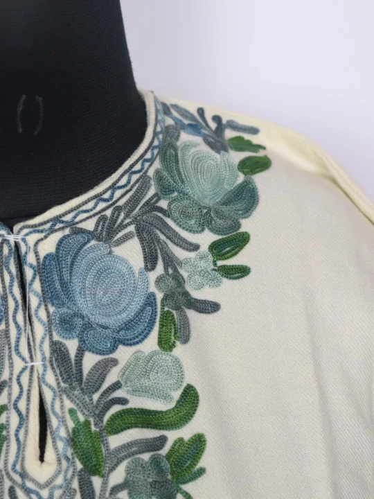 Kashmiri Cashmilon Cream Kurta Set for Women With Aari Kadhai Shabnum - Image 3