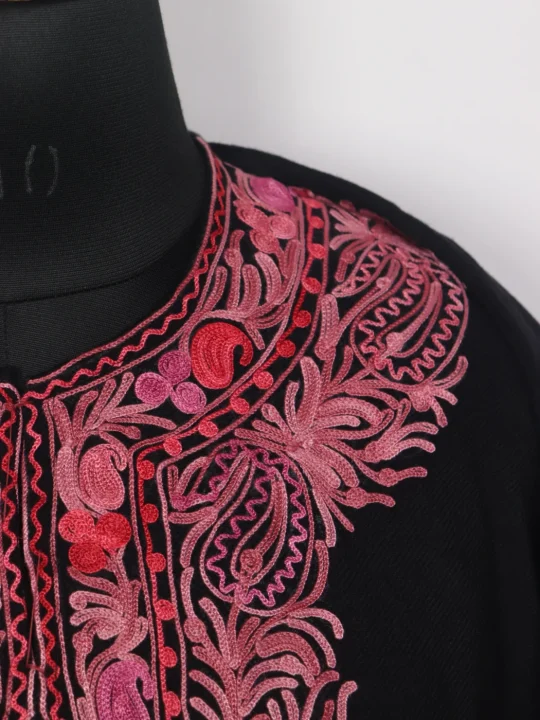 Kashmiri Kurta Set In Black Cashmilon For Women With Aari Kadhai Aanu - Image 3