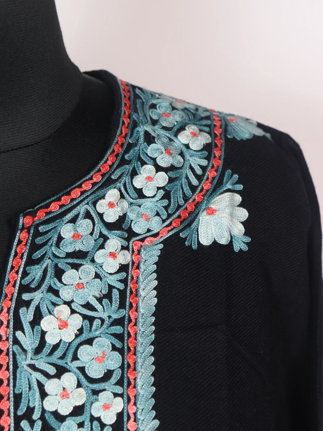 Black Pari Pheran Kashmiri Cashmilion Wool Aari Work - Image 3