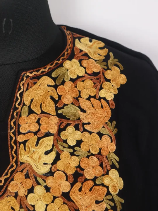 Surma Black kashmiri Cashmilon Wool Pheran For Women With Aari work - Image 3