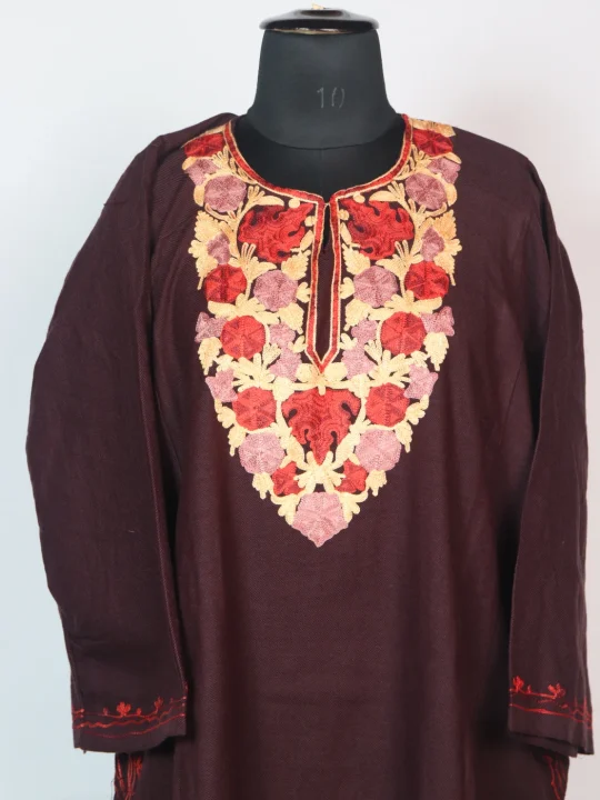 Wine Kashmiri Cashmilon Wool Pheran With Aari Kadhai Sumaira - Image 2