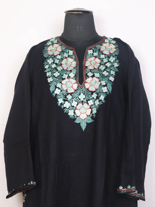 Sakoon Black Kashmiri Cashmilon Wool Pheran For Women With Aari Kadhai - Image 2
