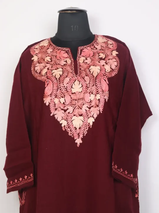 Mansha Maroon Kashmiri Cashmilon Wool Pheran For Women With Aari Kadhai - Image 2