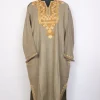 Nowsheen Grey Kashmiri Cashmilon Wool Pheran For Women With Aari Embroidery