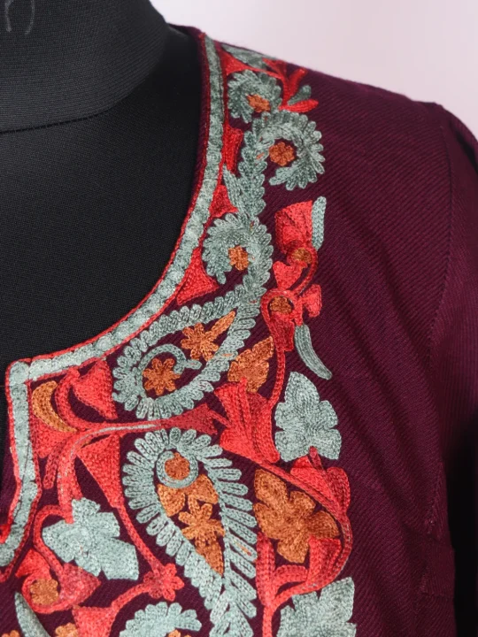 Wine Kashmiri Cashmilion Pheran With Aari Embroidery Janisaar - Image 3