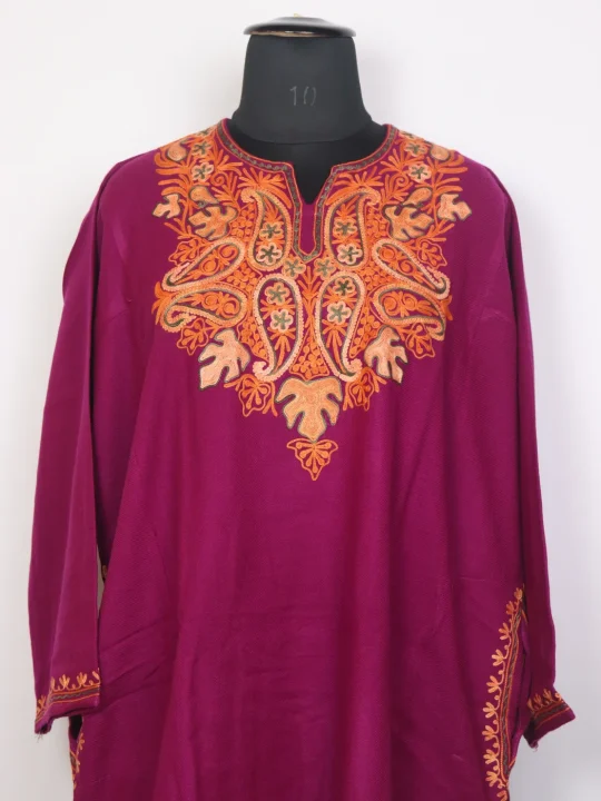 Sameena Purple Kashmiri Cashmilon Wool Pheran For Women With Aari Work - Image 2