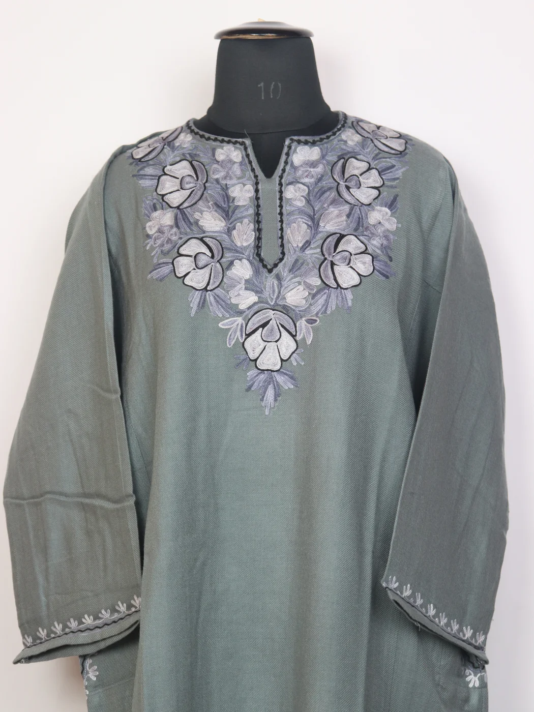 Lolabi Grey Kashmiri Cashmilon Wool Pheran For Women With Aari Kadhai - Image 2