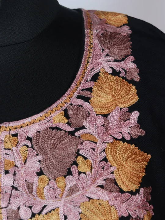 Black Kashmiri Pheran In Cashmilion Wool With Aari Kadhai - Image 3