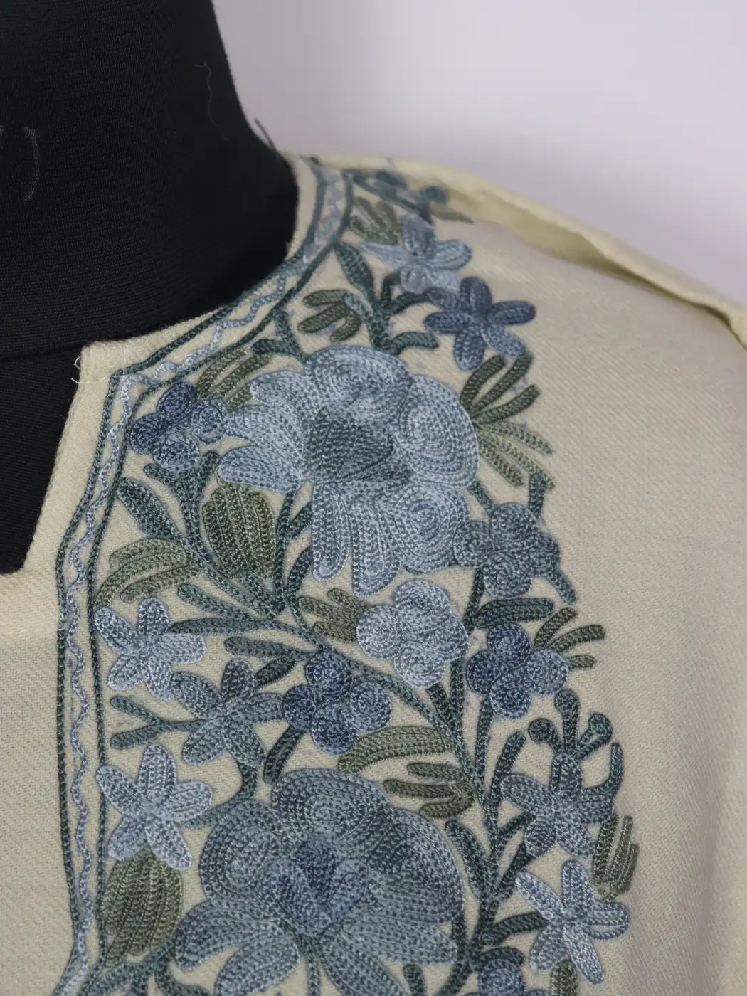 Chashma Shahi Cream Kashmiri Cashmilon Wool Pheran For Women With Aari Work - Image 3