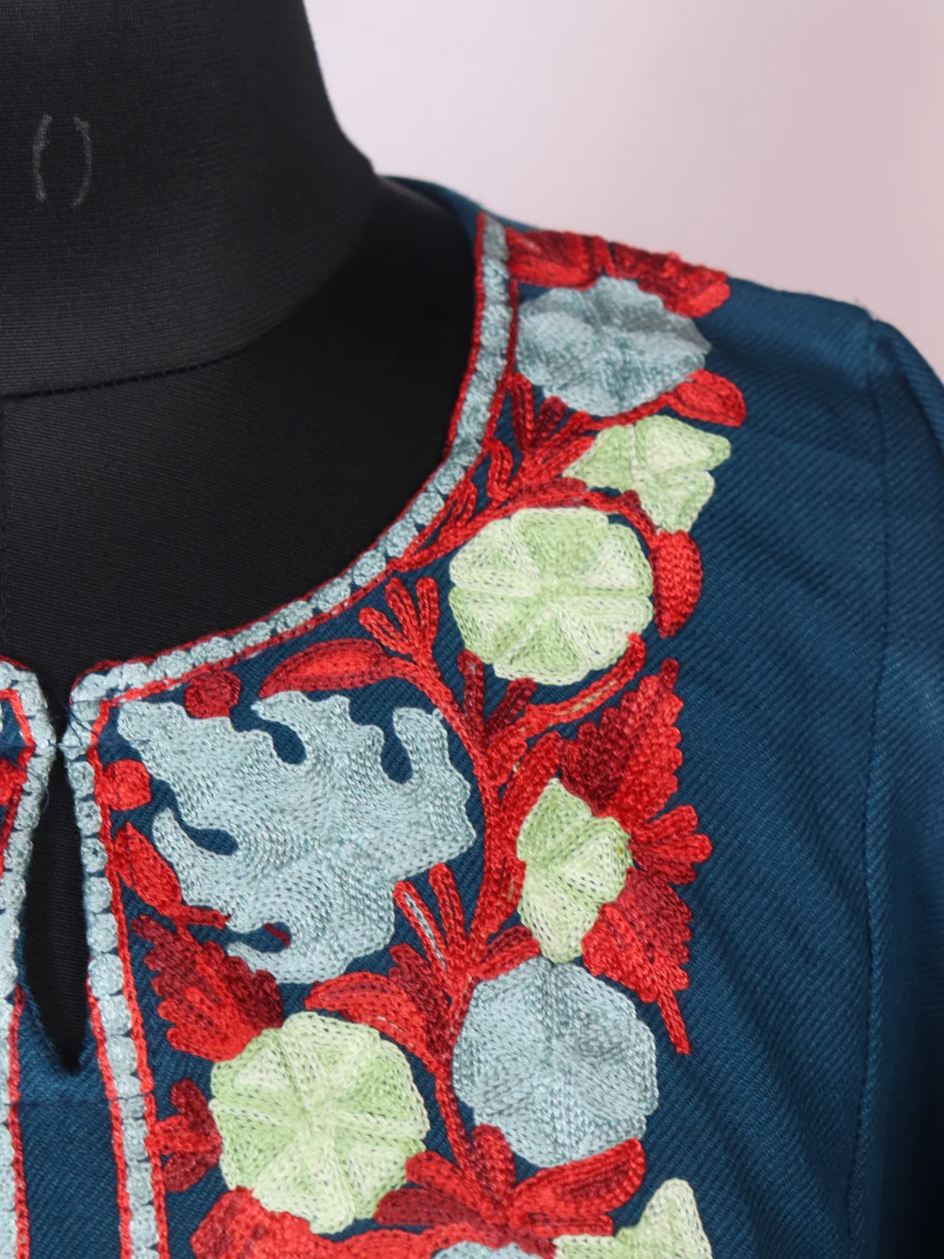 Blue Kashmiri Pheran Cashmilion Wool Comes In Aari Embroidery Aneesa - Image 3