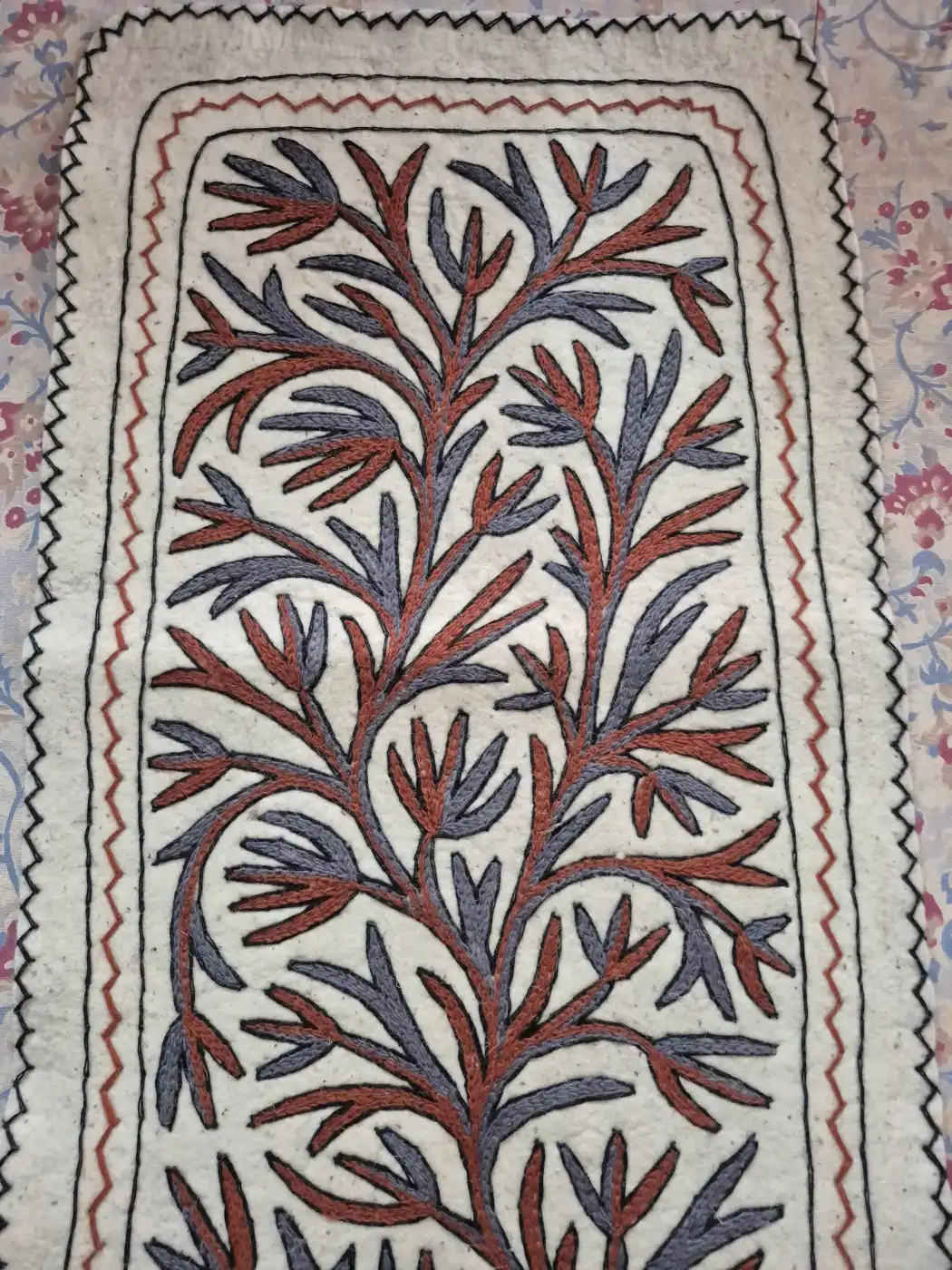 Hand Embroidered Kashmiri Namda Floral Vine Runner with Multicolour Motifs – 6x2 Feet - Image 2