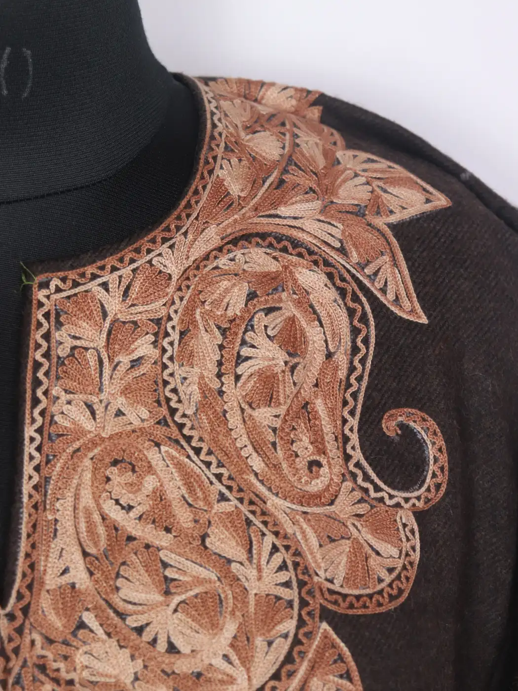 Yemberzal Brown Tweed Kashmiri Pheran With Aari work - Image 3