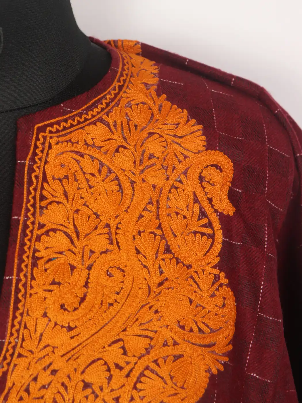 Gulnar Maroon Tweed Kashmiri Pheran With Aari Work - Image 3