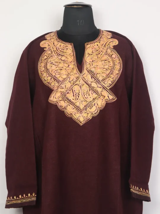Mahnoor Maroon Tweed Kashmiri Pheran For Women With Aari Embroidery - Image 2