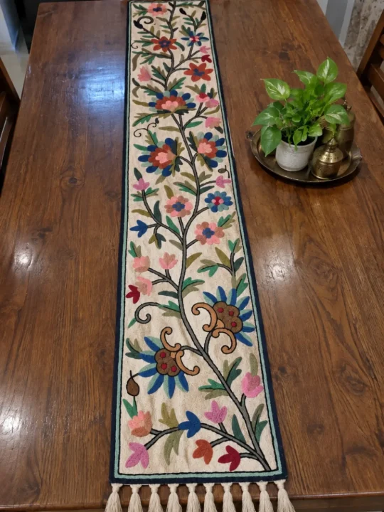 Shrunzfall Handmade Kashmiri Wool Thread Embroidery Chain Stitch Runner 5*1ft