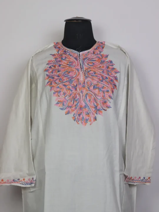 Tasleem Kashmiri Aari Embroidered White Cashmilon Pheran - Image 2