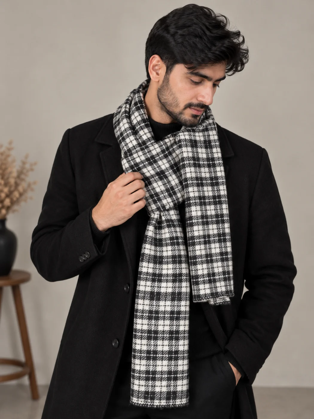 Hamza Kashmiri Handloom Tweed Unisex Muffler White