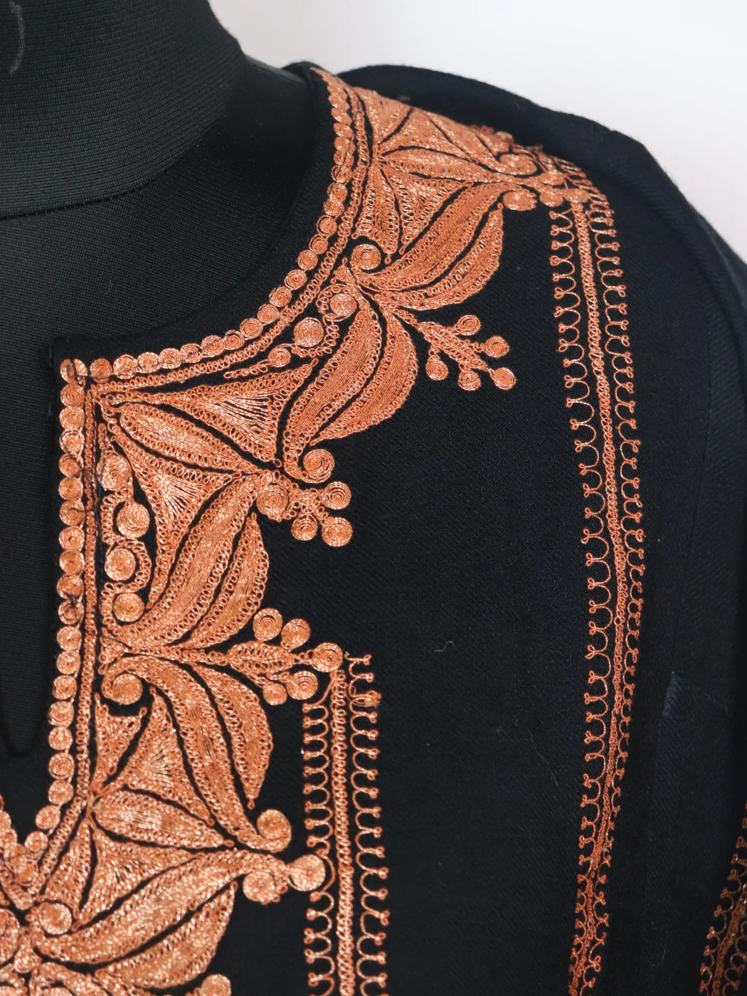Humaira Kashmiri Pheran In Raffal Wool With Botte Tilla Embroidery | Black - Image 3