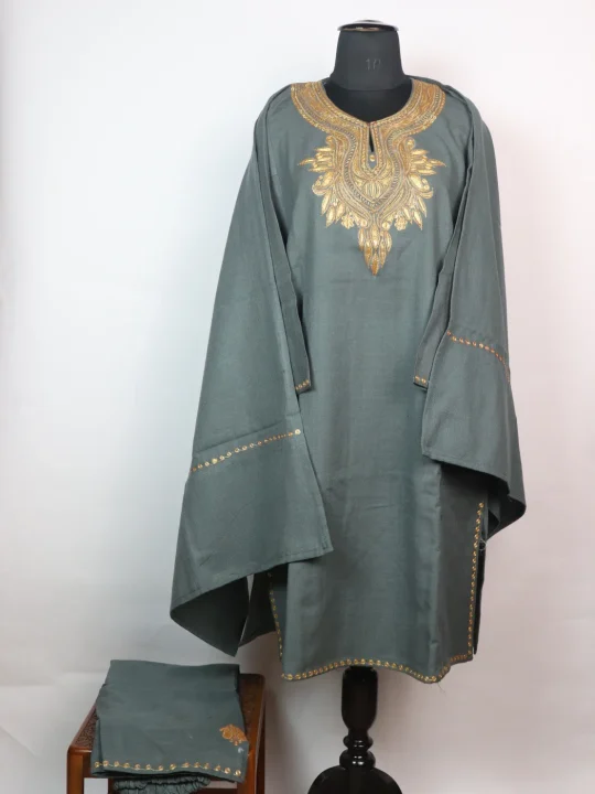 Tahira Kashmiri 3 Piece Pheran Set In Cashmilon Wool With Tilla Embroidery | Grey