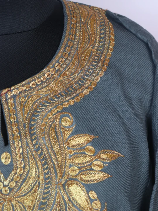 Tahira Kashmiri 3 Piece Pheran Set In Cashmilon Wool With Tilla Embroidery | Grey - Image 3