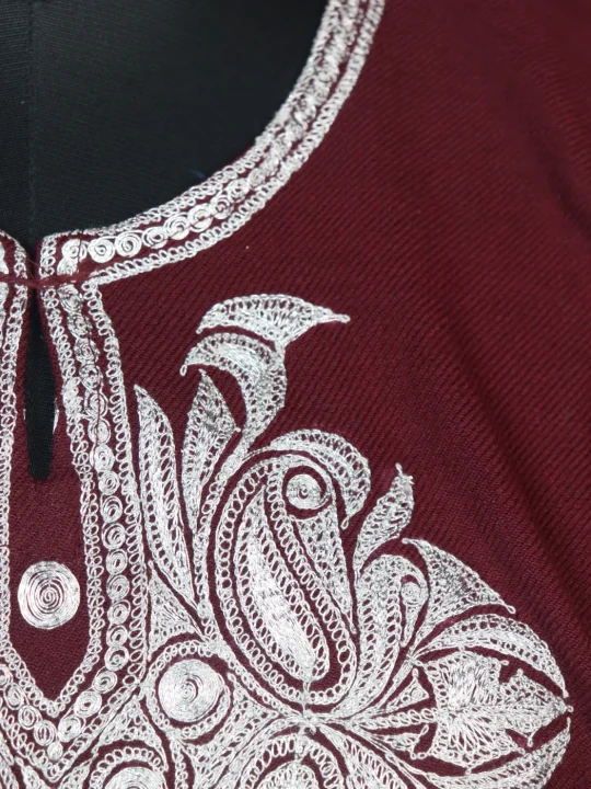 Shagufta Kashmiri 3 Piece Pheran Set In Cashmilon Wool With Tilla Embroidery | Maroon - Image 3