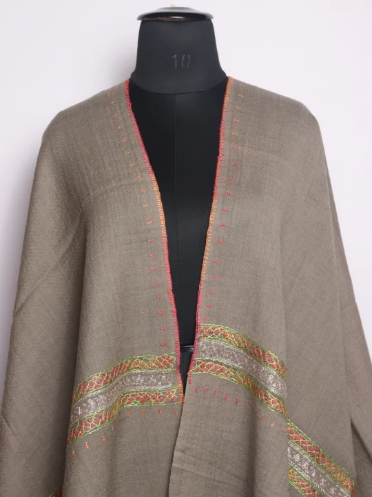Hafsa Kashmiri Stole In Polywool With Hand Sozni And Tilla Work | Beige - Image 2