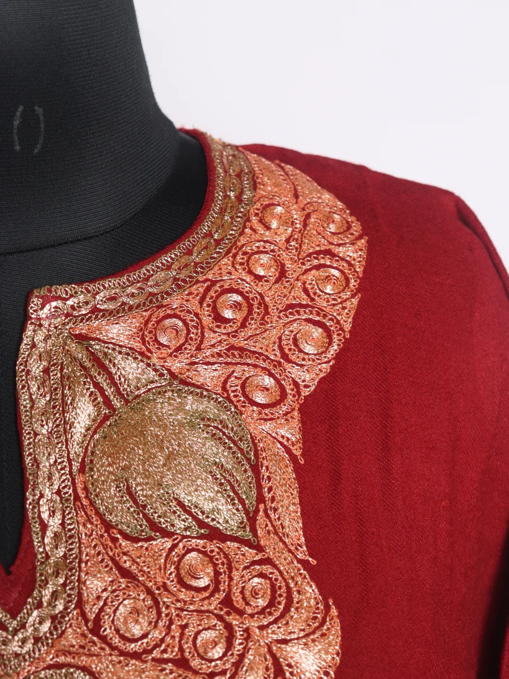 Red Kashmiri Pheran In Raffal Wool With Botte Tilla Embroidery | Fauzia - Image 3