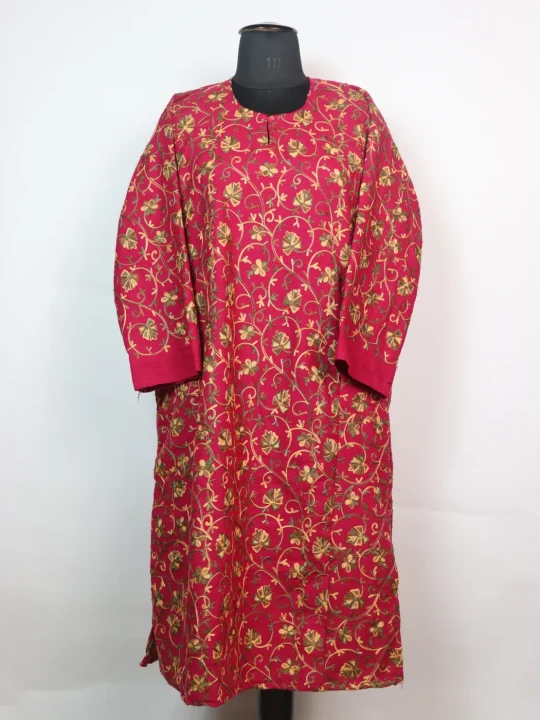 Kashmiri Pheran In Pink Cashmilon wool With All Over Aari Embroidery | Gauhar