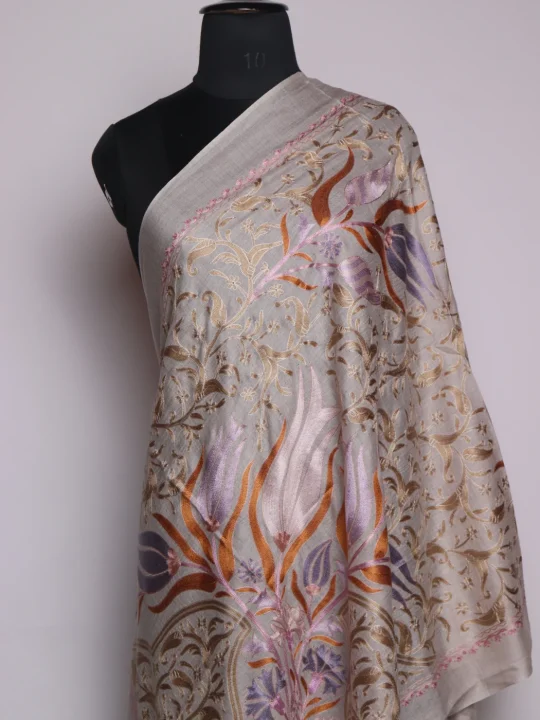 Grey Kashmiri Stole In Fine Wool With Aari Embroidery | Zehreen - Image 2