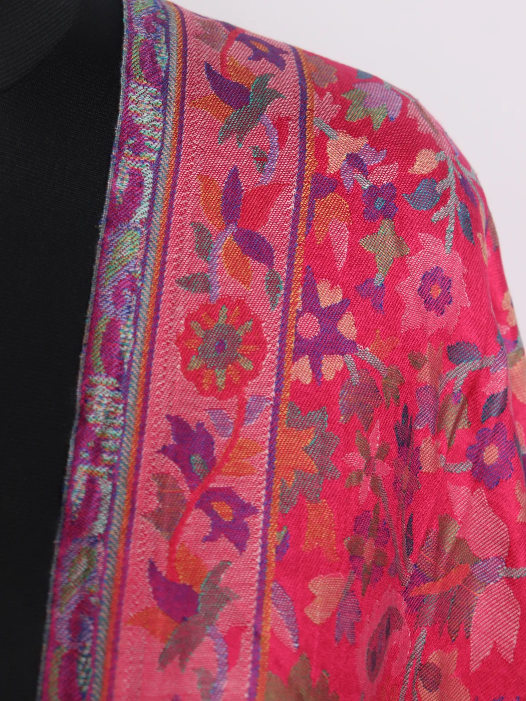 Gulab Kashmiri Stole With Kani Work | Pink - Image 3