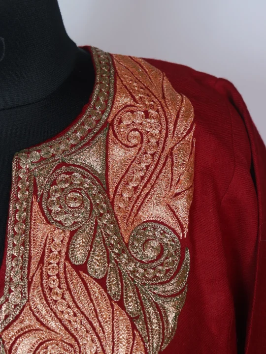 Humaira Kashmiri Pheran In Raffal Wool With Botte Tilla Embroidery | Red - Image 3