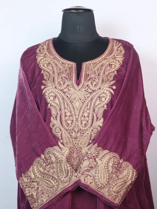Arisha Kashmiri 3 Piece Pheran Set In Velvet With Zari Tilla Embroidery | Mauve - Image 2