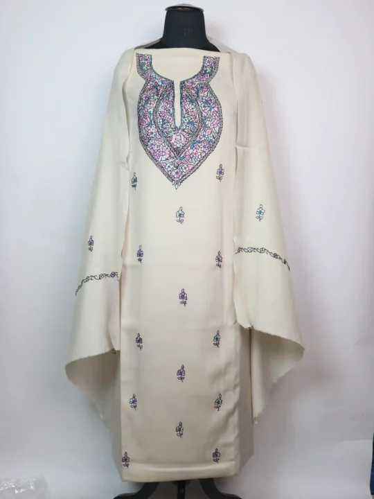 Kashmiri Zoon 3PC Suit In Pure Wool With Hand Sozni Paper Machie Style | White