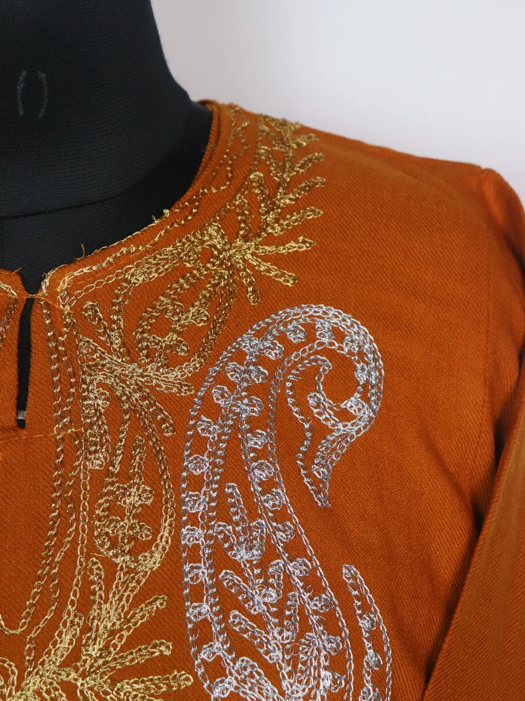 Muntaha Kashmiri Pheran in Yellow Cashmilon With Zari Work - Image 3